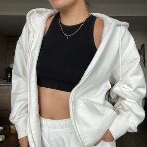 TNA/Aritzia - Cozy Fleece Boyfriend Hoodie - White